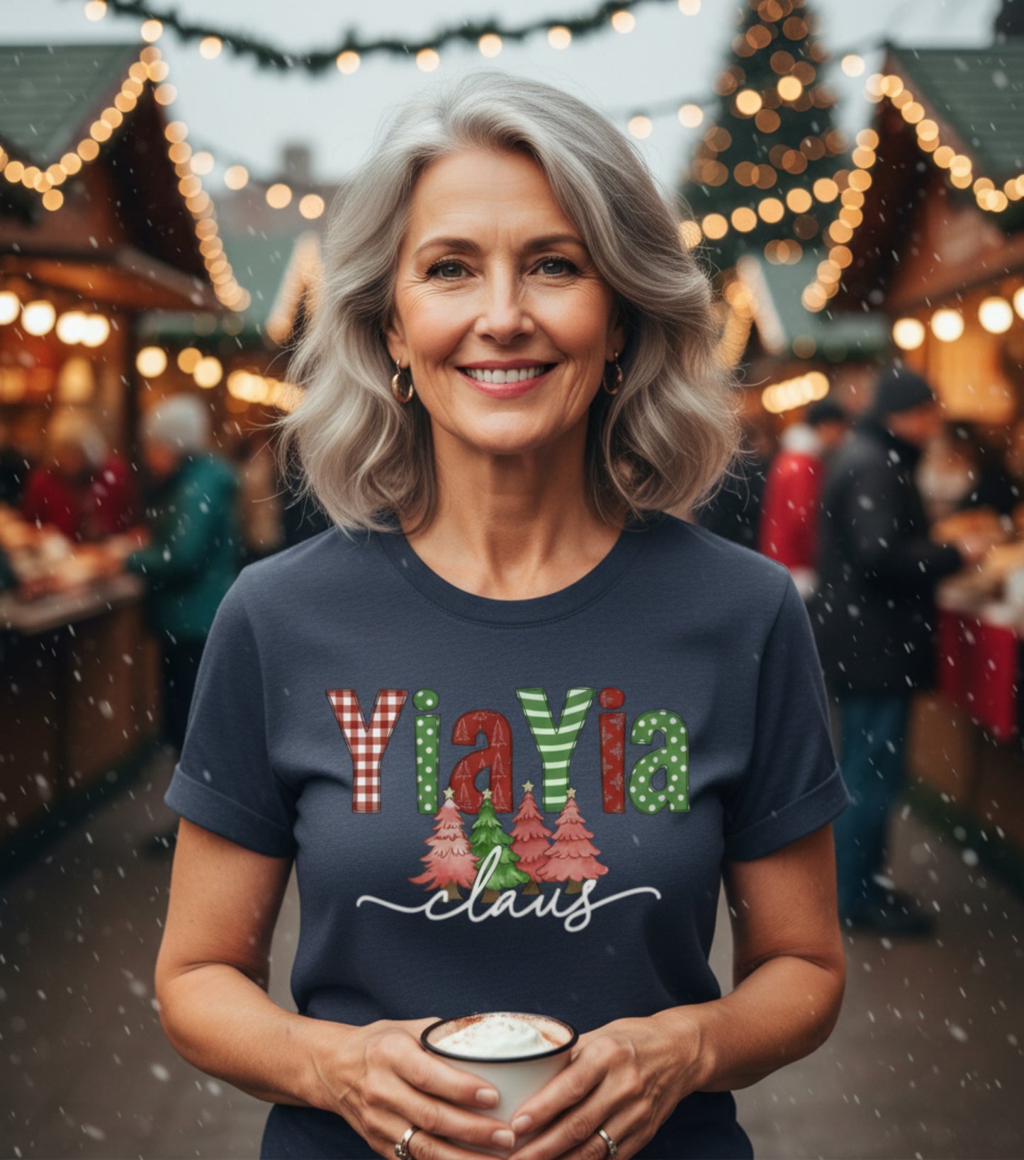 Grandma 'YiaYia' Christmas T-Shirt – Festive Plaid & Tree Holiday Tee